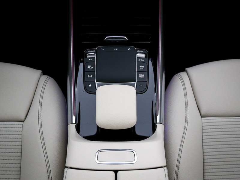 Mercedes GLA 200 d sport plus auto diesel nero