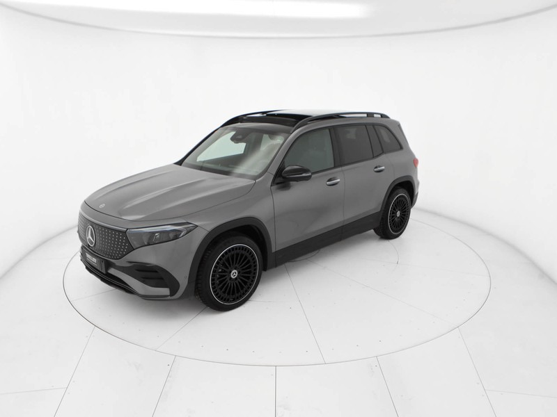 Mercedes EQB 250+ amg line premium elettrica grigio