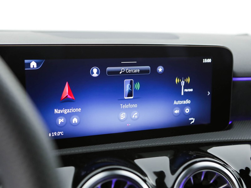 Mercedes Classe A 180 d amg line advanced plus auto diesel bianco
