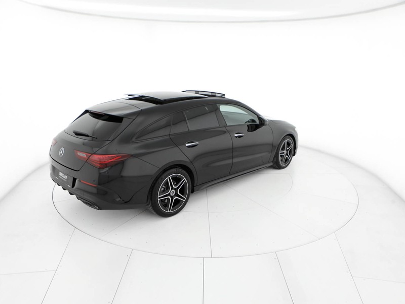 Mercedes CLA Shooting Brake  200 d amg line advanced plus auto diesel nero