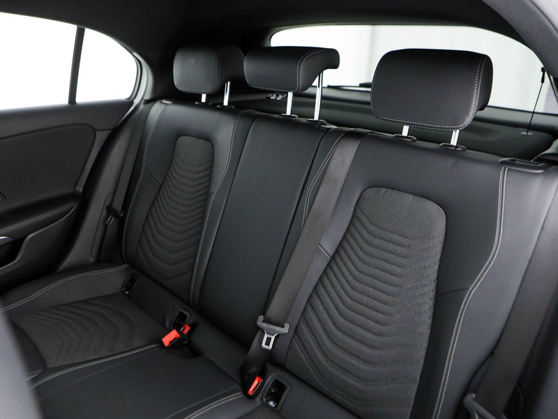 Mercedes Classe A 250 e phev progressive advanced auto ibrido bianco