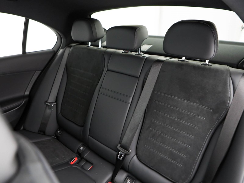 Mercedes Classe C Berlina 300 d mhev amg line advanced 4matic auto ibrido nero