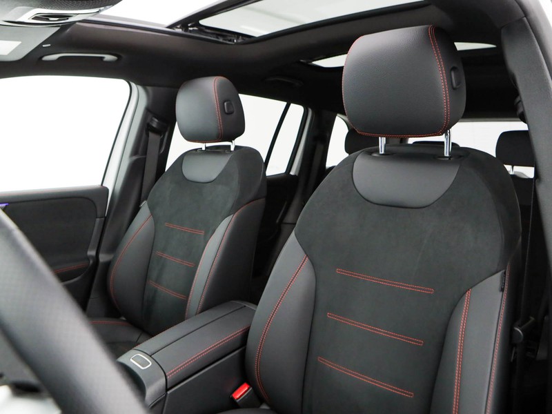 Mercedes GLB 200 d amg line advanced plus auto diesel bianco