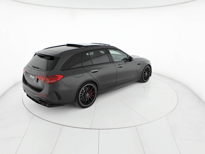 AMG Classe C c sw amg 63 s e performance premium plus auto ibrido nero