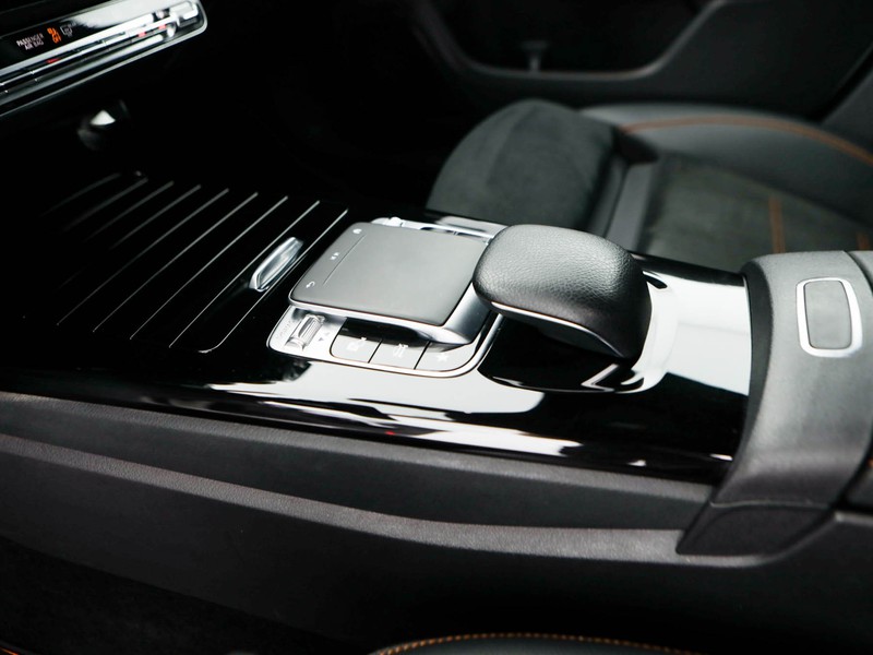Mercedes CLA Coupè coupe 180 edition1 auto benzina bianco