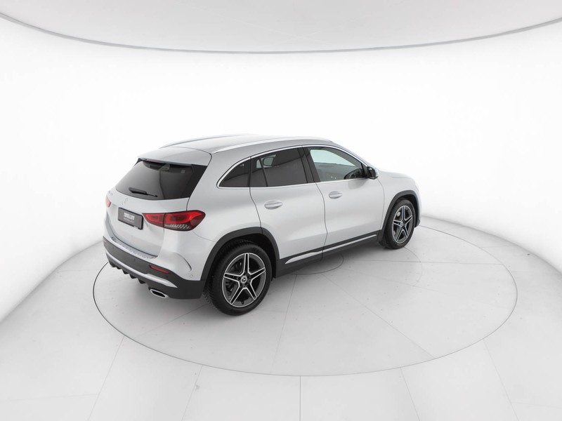 Mercedes GLA 200 premium auto diesel argento