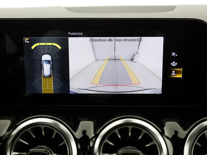 Mercedes GLA 200 premium auto diesel argento