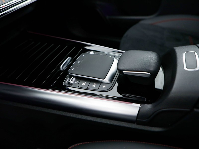 Mercedes GLA 200 d premium 4matic auto