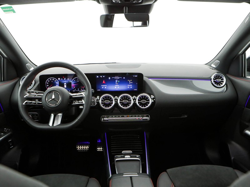 Mercedes GLA 200 d amg line advanced plus 4matic auto