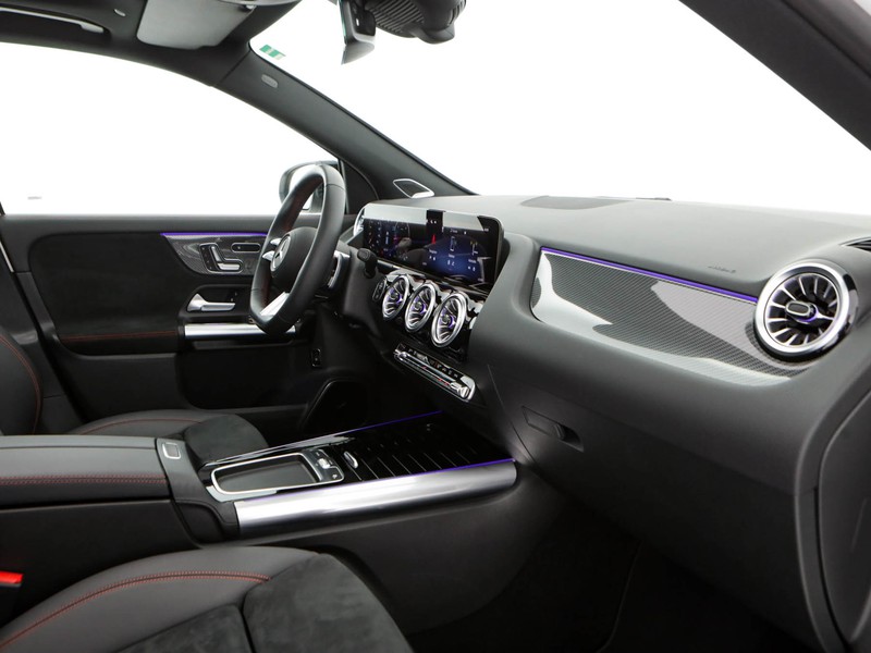 Mercedes GLA 200 d amg line advanced plus 4matic auto