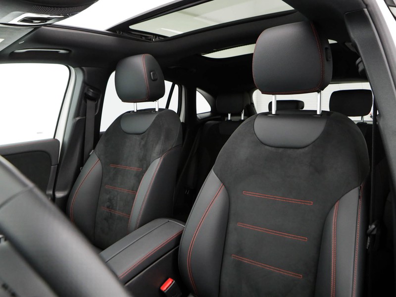 Mercedes GLA 200 d amg line advanced plus 4matic auto