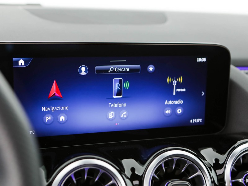 Mercedes GLA 200 d amg line advanced plus 4matic auto