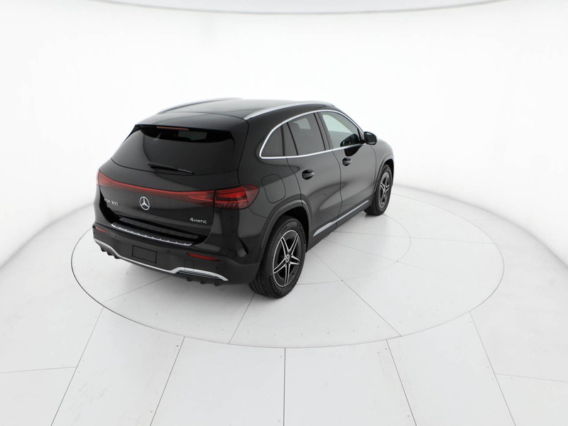 Mercedes EQA 300 amg line advanced 4matic