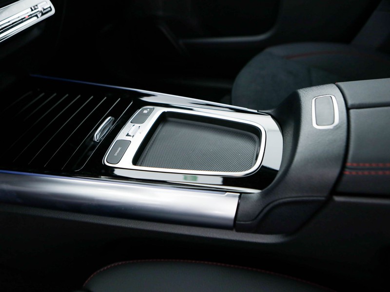 Mercedes EQA 300 amg line advanced 4matic