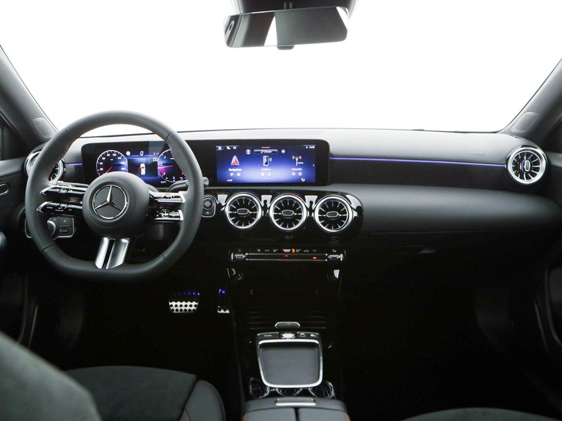 Mercedes Classe A 180 d amg line advanced plus auto