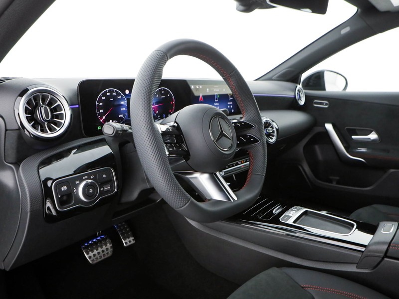 Mercedes Classe A 180 d amg line advanced plus auto