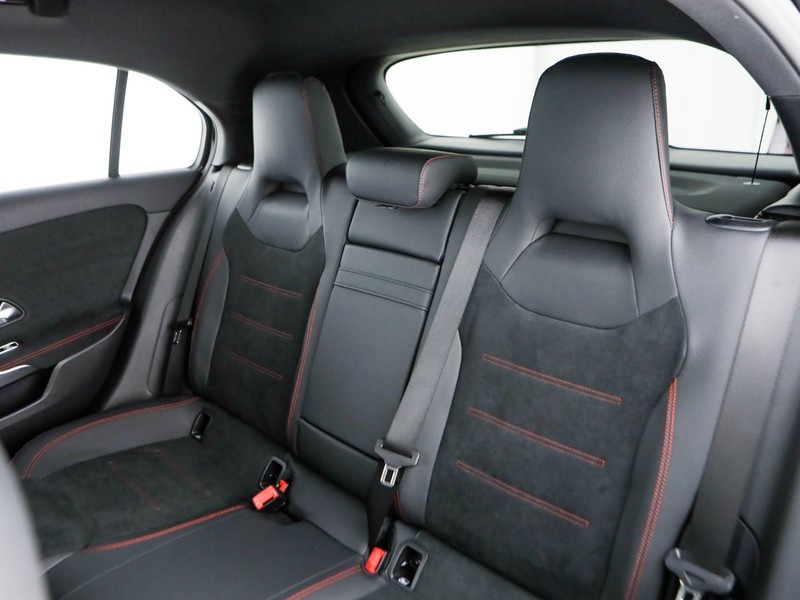 Mercedes Classe A 180 d amg line advanced plus auto