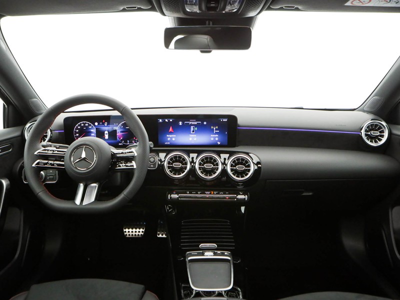 Mercedes Classe A 180 d amg line advanced plus auto