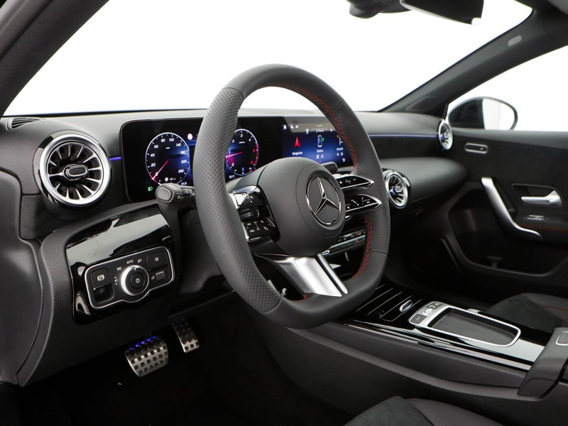 Mercedes Classe A 180 d amg line advanced plus auto