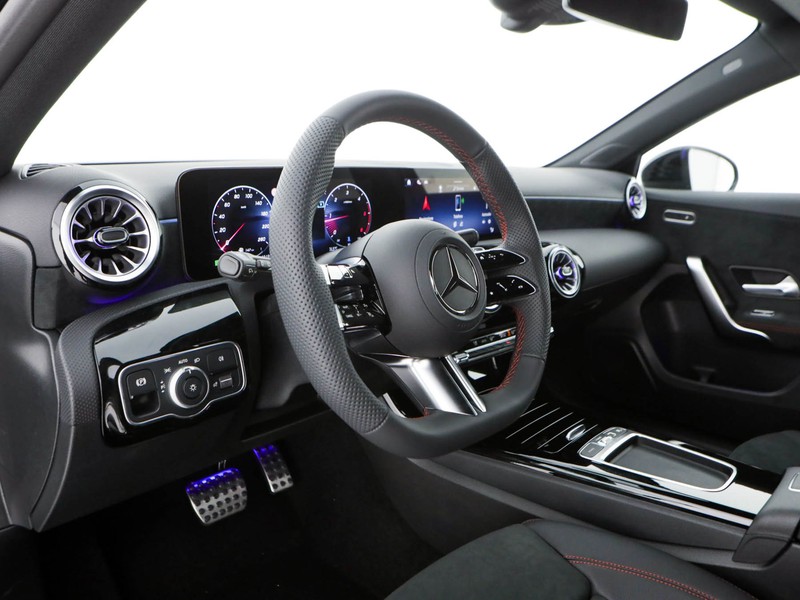 Mercedes Classe A 180 d amg line advanced plus auto
