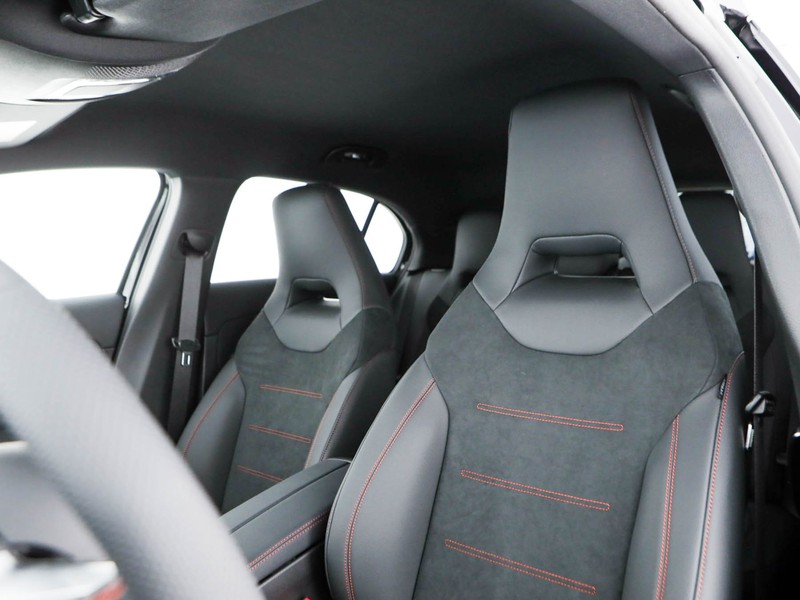 Mercedes Classe A 180 d amg line advanced plus auto