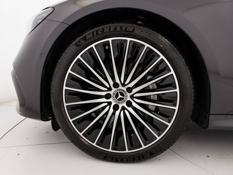 Mercedes Classe E SW sw 300 de phev amg line premium 4matic auto ibrido grigio