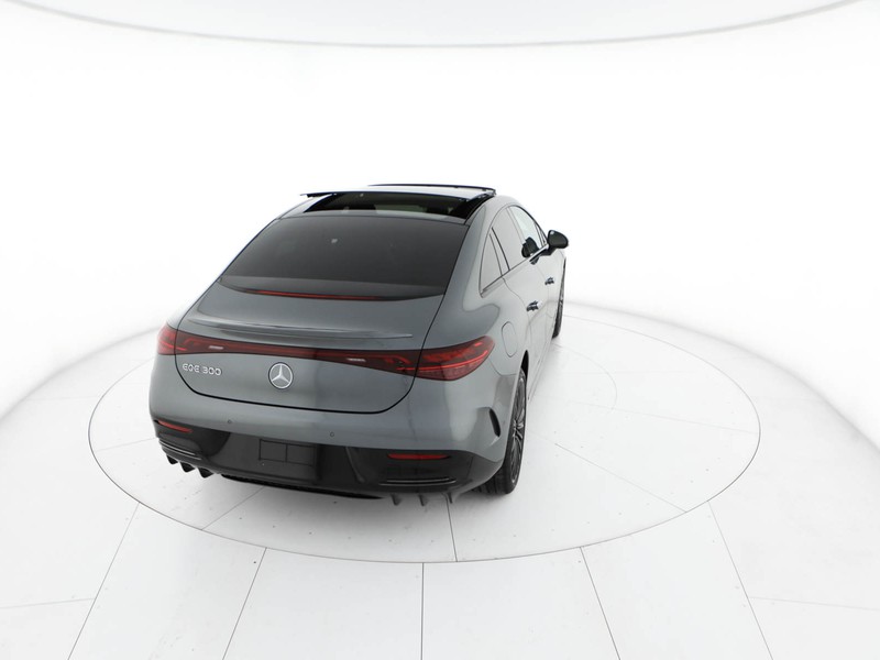 Mercedes EQE 300 premium plus