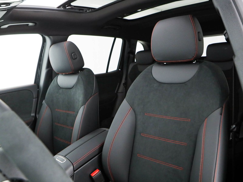 AMG GLB amg 35 amg line premium 4matic auto ibrido nero