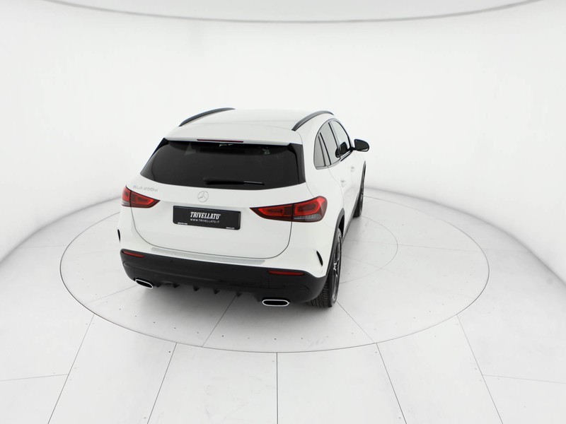 Mercedes GLA 200 d premium auto