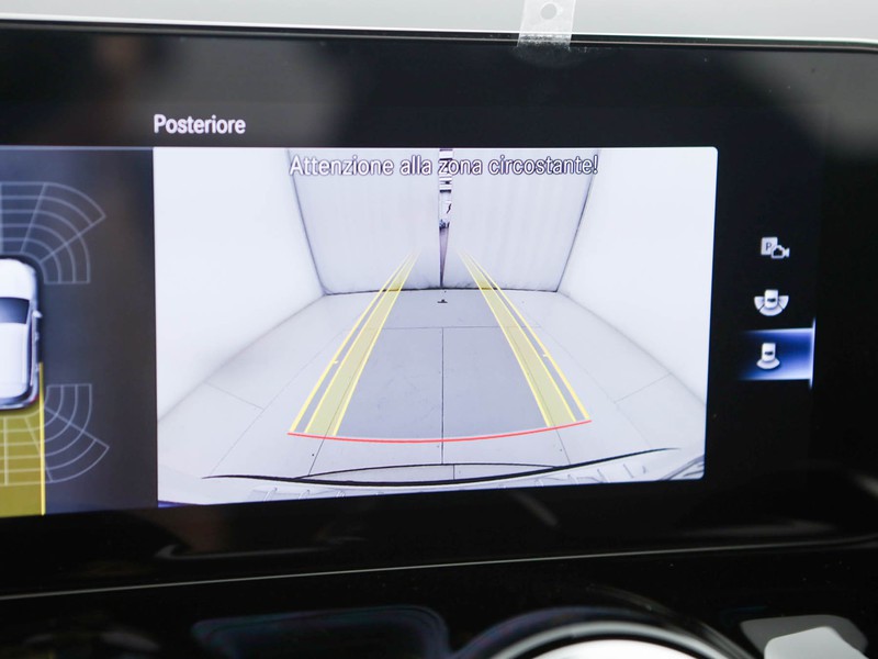 Mercedes GLA 200 d premium auto