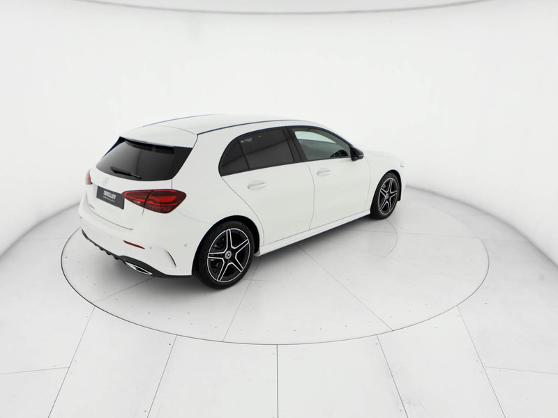 Mercedes Classe A 180 d amg line premium auto