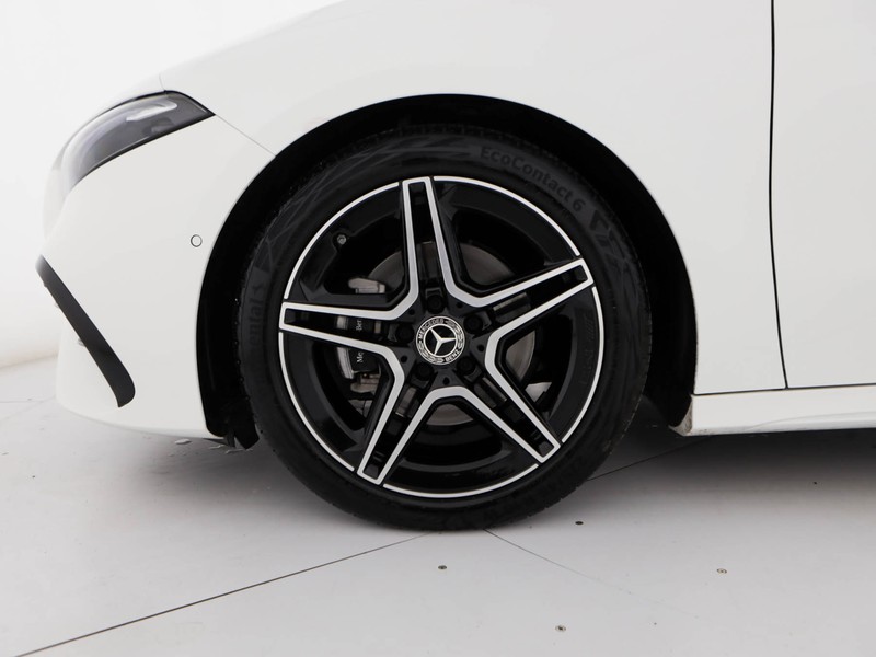 Mercedes Classe A 180 d amg line premium auto