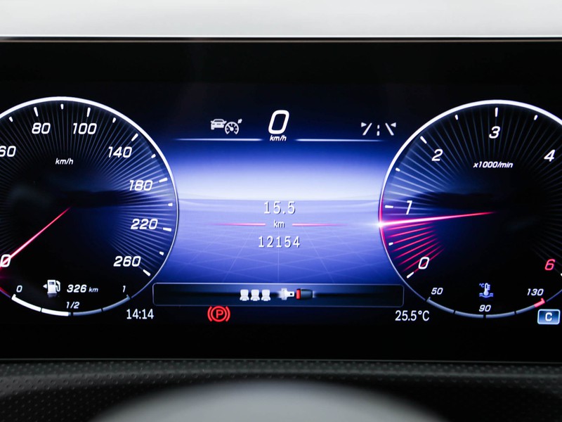 Mercedes Classe A 180 d amg line premium auto