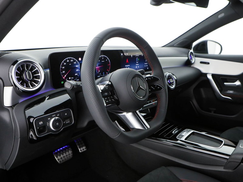 Mercedes Classe A 180 d amg line advanced plus auto