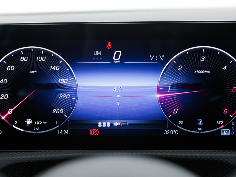Mercedes Classe A 180 d amg line advanced plus auto