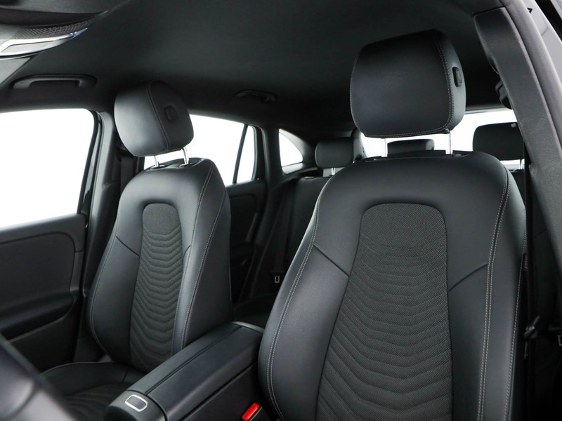 Mercedes GLA 180 d executive auto diesel nero