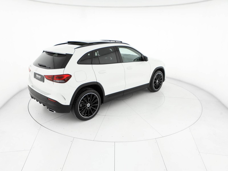 Mercedes GLA 250 e phev (eq-power) premium auto ibrido bianco