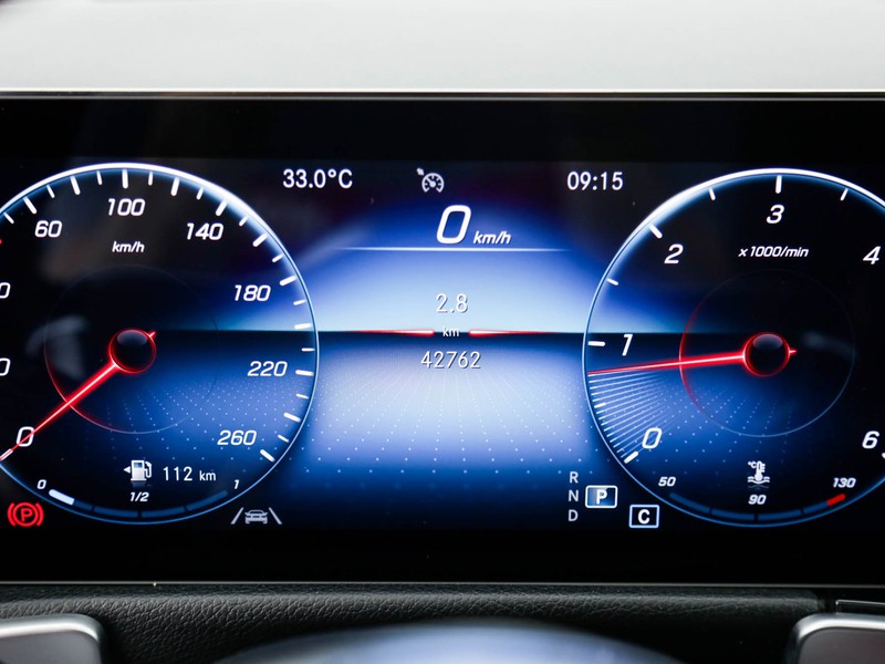 Mercedes GLB 200 d premium auto diesel bianco