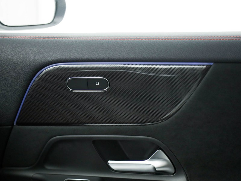 Mercedes GLA 180  d Automatic diesel bianco