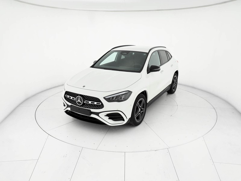 Mercedes GLA 180  d Automatic diesel bianco