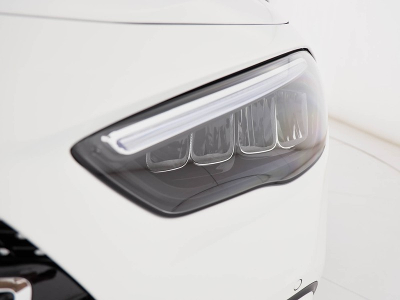 Mercedes GLA 180  d Automatic diesel bianco