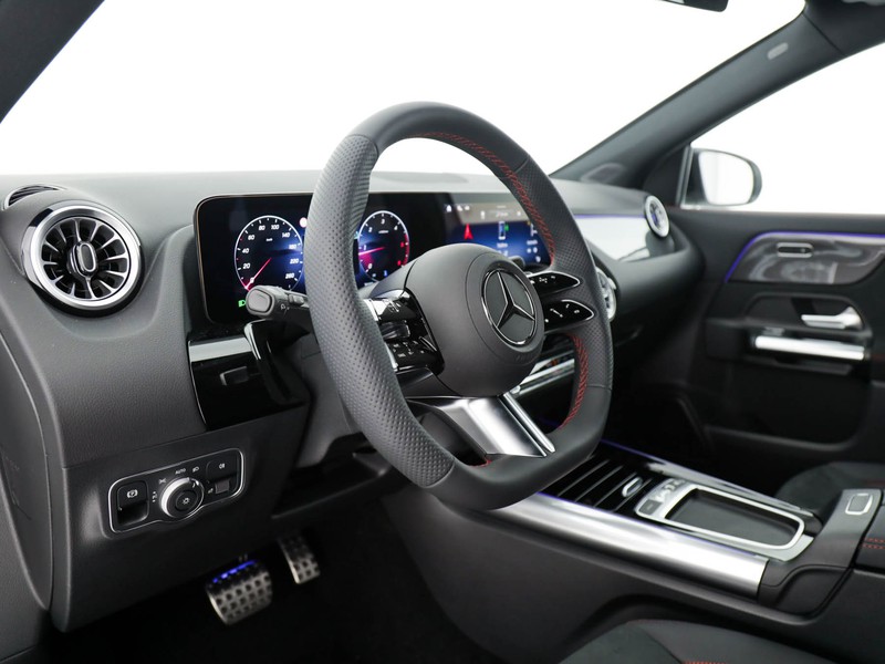 Mercedes GLA 180  d Automatic diesel bianco