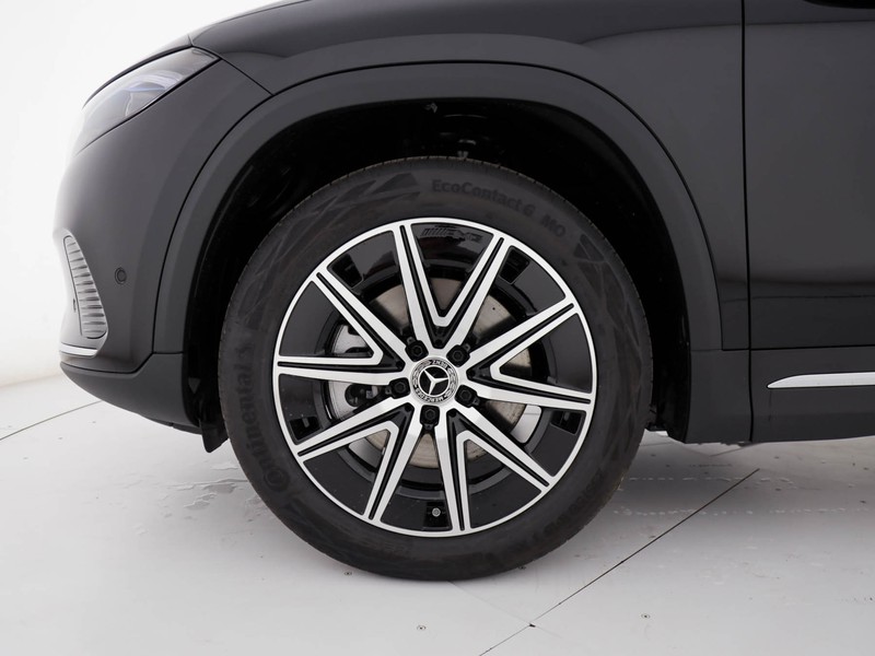Mercedes EQA 250+ Street Edition  nero