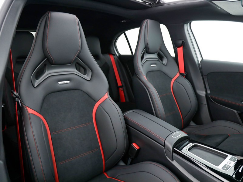 AMG Classe A a amg 35 amg line premium 4matic auto
