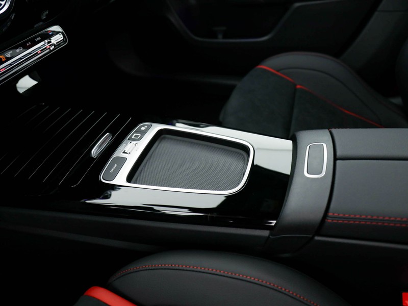 AMG Classe A a amg 35 amg line premium 4matic auto