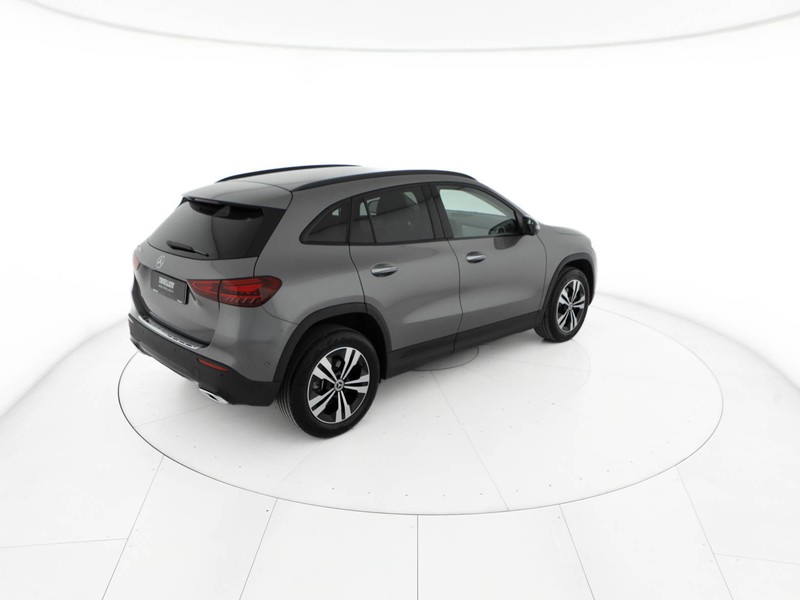 Mercedes GLA 180 d progressive advanced plus auto diesel grigio