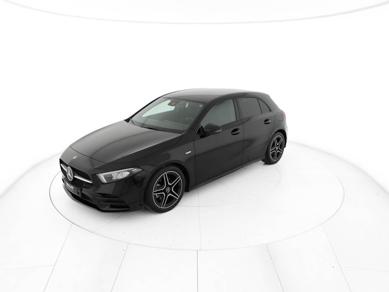 Mercedes Classe A 180 d premium night edition auto