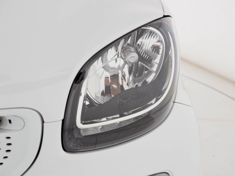 Smart Fortwo 70 1.0 twinamic Passion benzina bianco