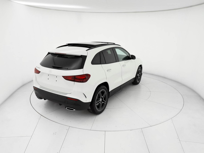 Mercedes GLA 180 d amg line advanced plus auto
