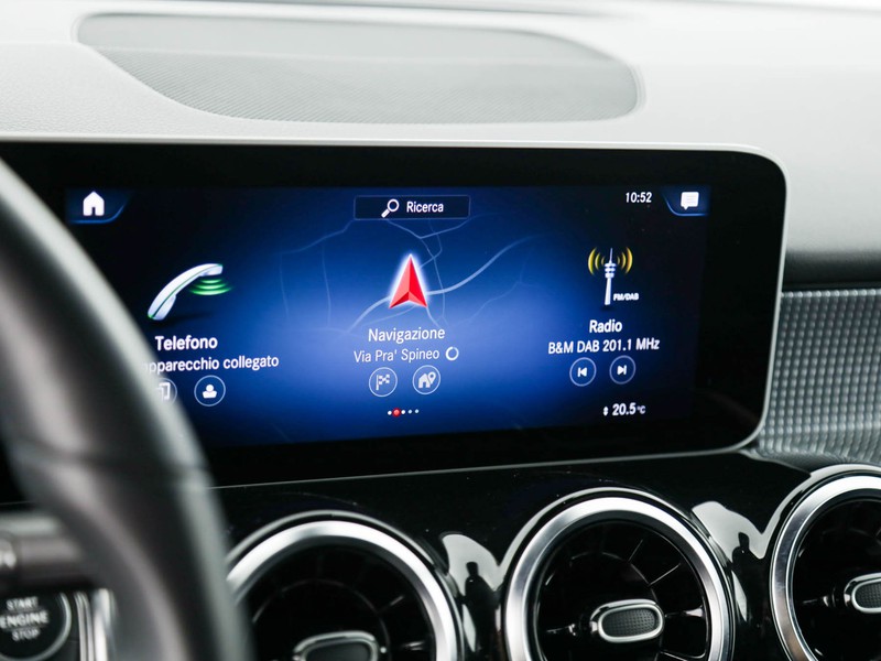 Mercedes GLB 200 d sport plus auto 7p.ti diesel argento